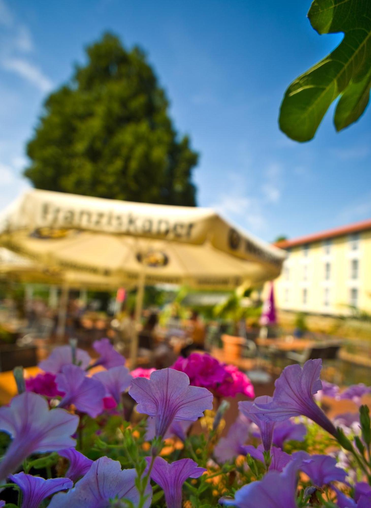 Hotel Weserschloesschen Nienburg  Exterior foto